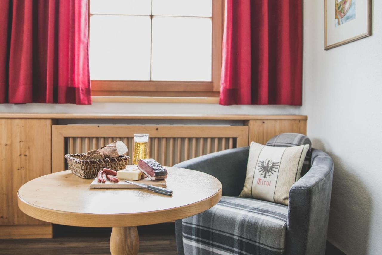 Haus Sunnbichl Apartment Fiss Bagian luar foto
